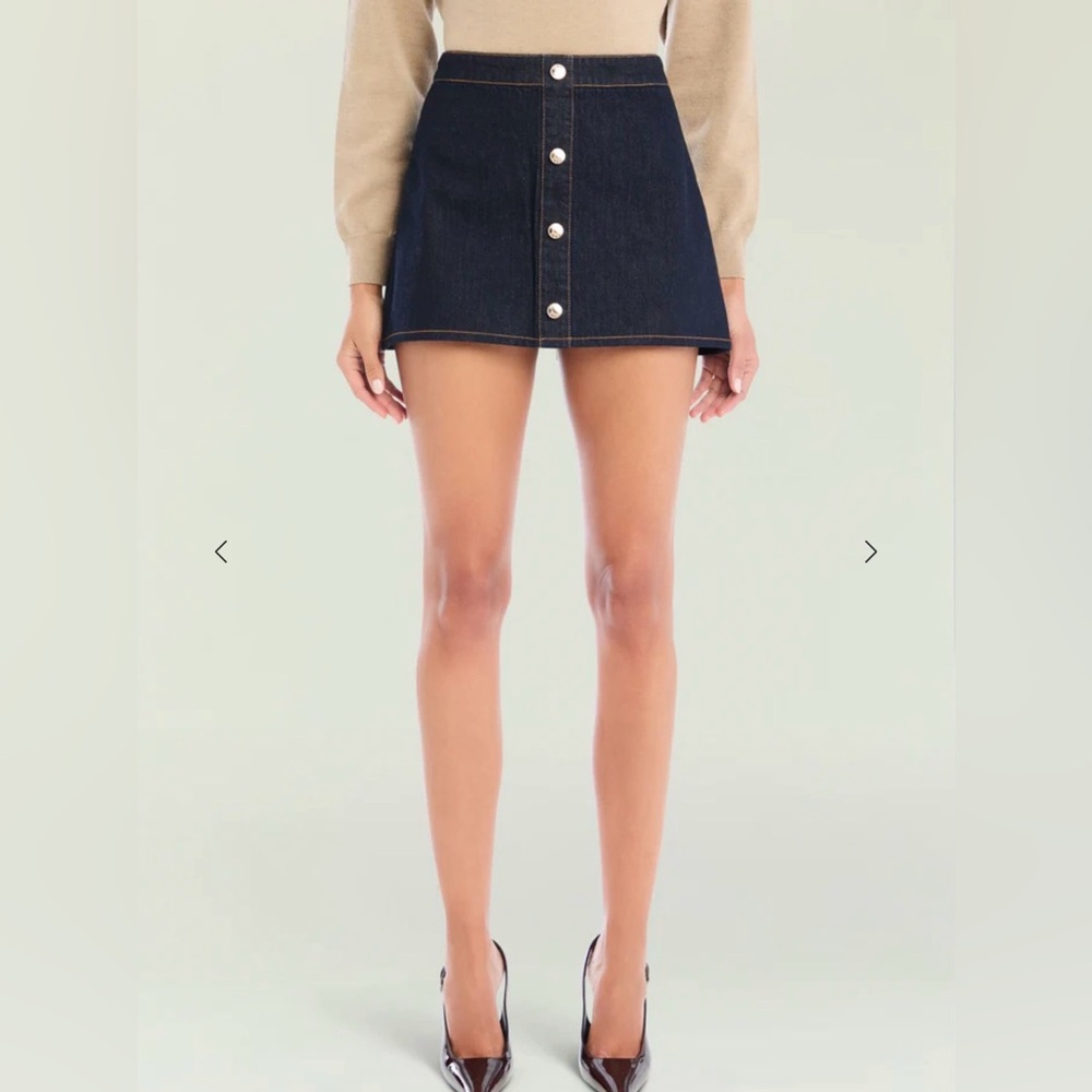 Denim
Skirt mini brand new